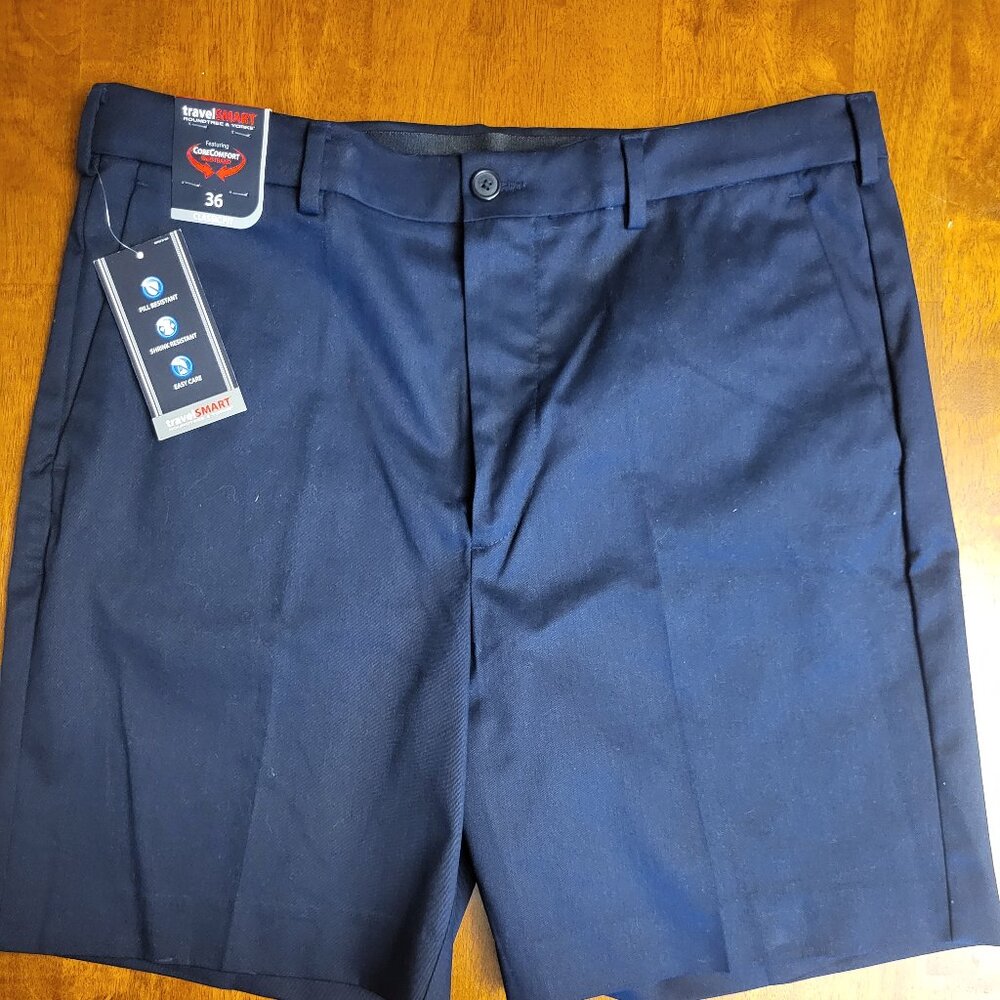 Roundtree & Yorke ~ Sz 36 ~ Travel Smart Shorts ~ NWT